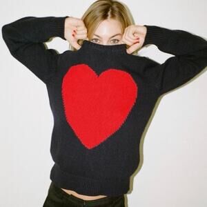 GYLES AND GEORGE Vintage Inspired Heart Lambswool Sweater
